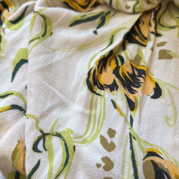 Free People Bella Floral Tunic Top Long Sleeve V Neck Ivory‎ Yellow Size Small - Picture 4 of 9